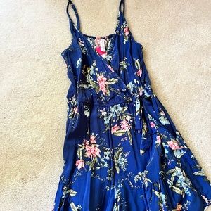 Summer Dresses / Rompers